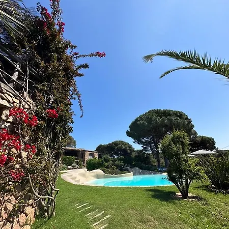 Hotell Ambassador Palombaggia 4*